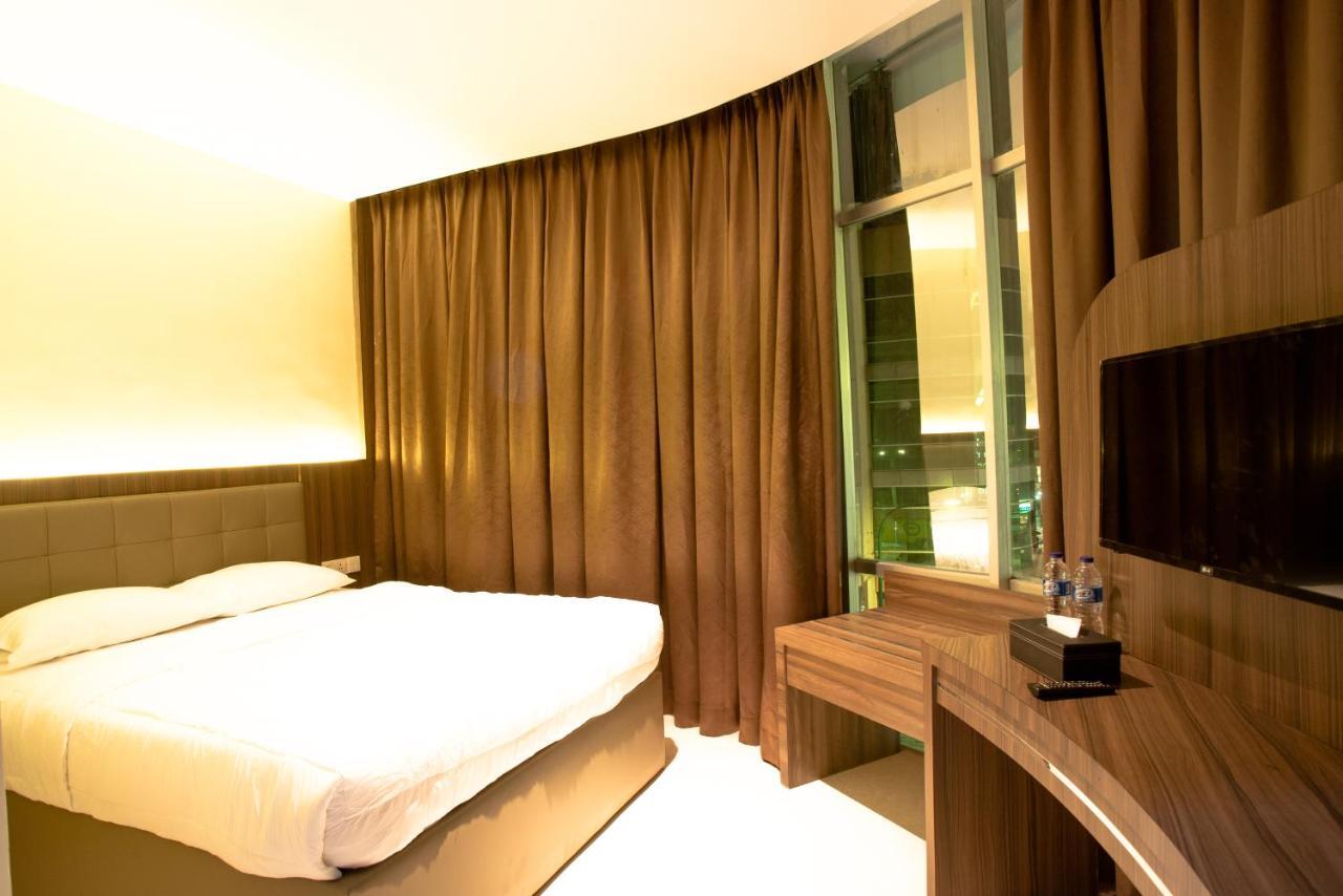 Ak Hotel Nagoya Hill Batam Ngoại thất bức ảnh