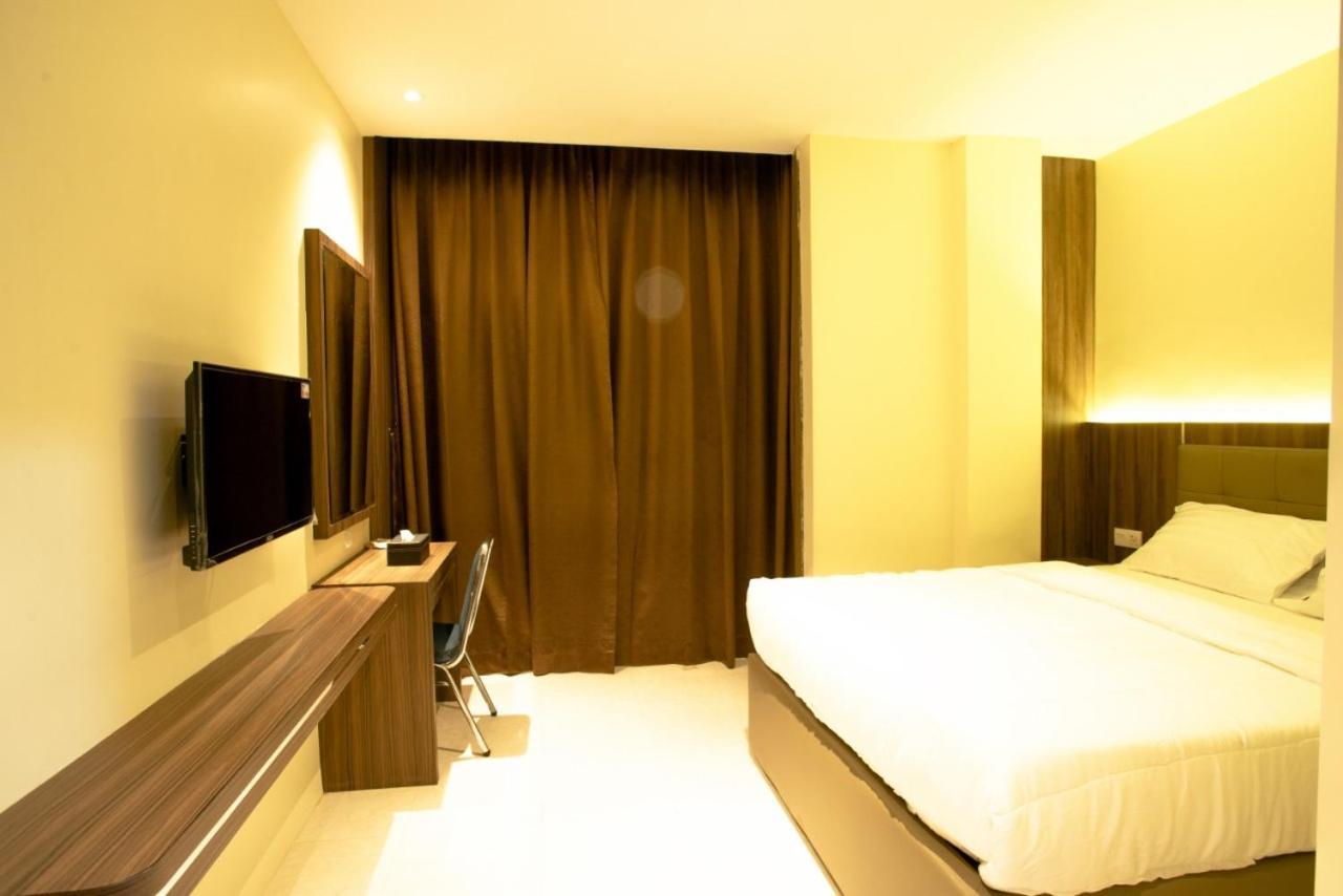 Ak Hotel Nagoya Hill Batam Ngoại thất bức ảnh