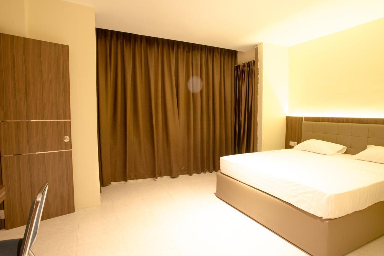 Ak Hotel Nagoya Hill Batam Ngoại thất bức ảnh